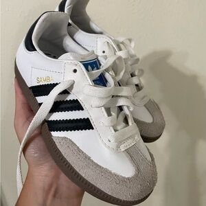 Adidas Sambas